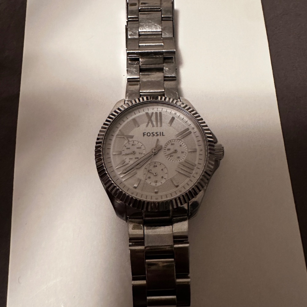 Fossil watch